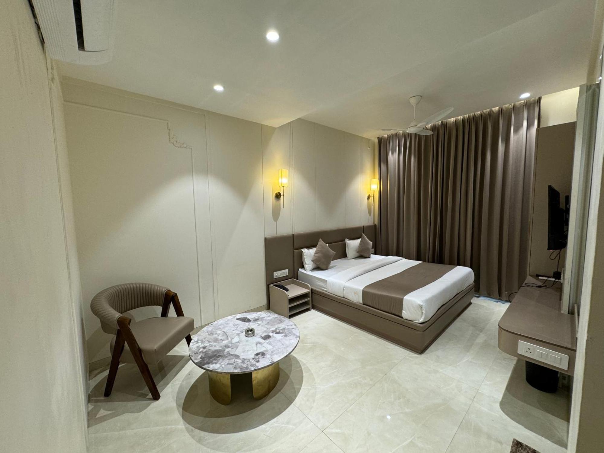 Hotel Fortune Inn Bhopal Ngoại thất bức ảnh