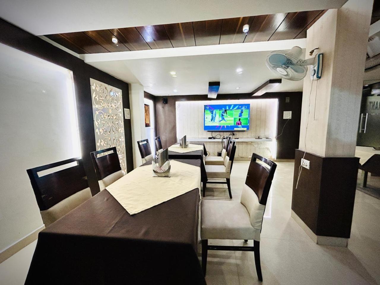 Hotel Fortune Inn Bhopal Ngoại thất bức ảnh